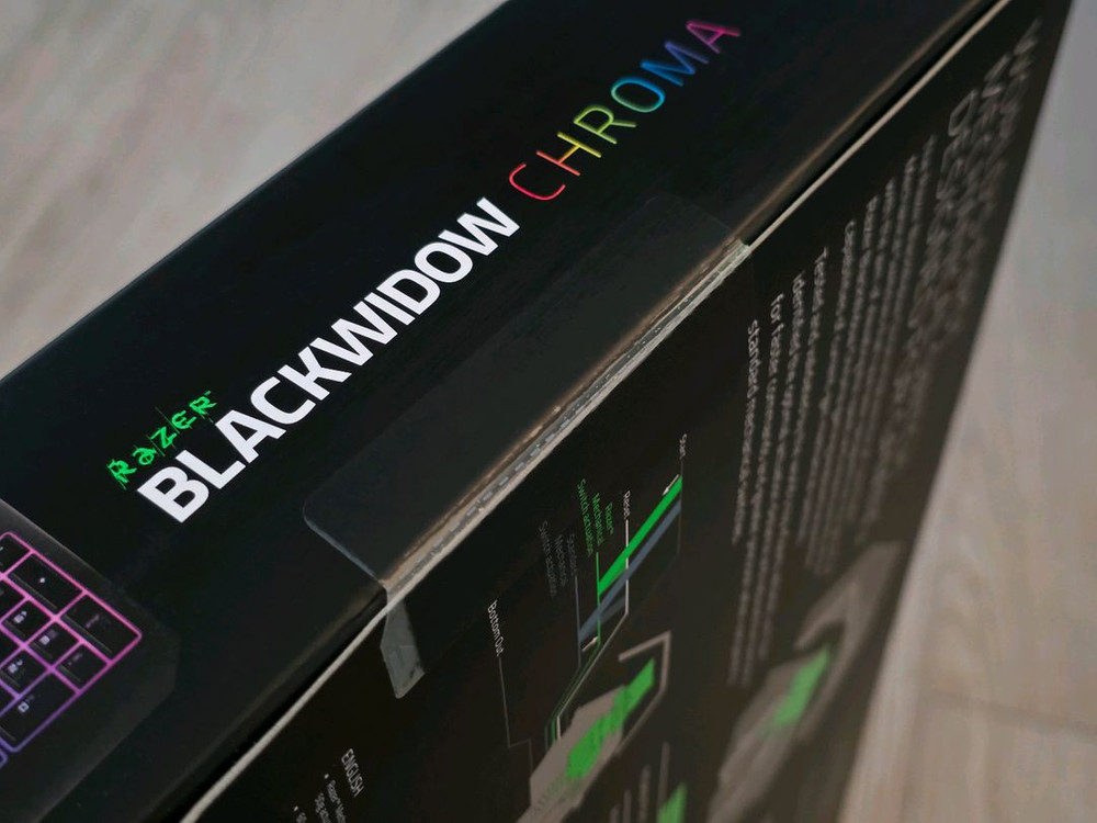 (미개봉) 레이저 블랙위도우 크로마 - 녹축 풀배열 키보드--4