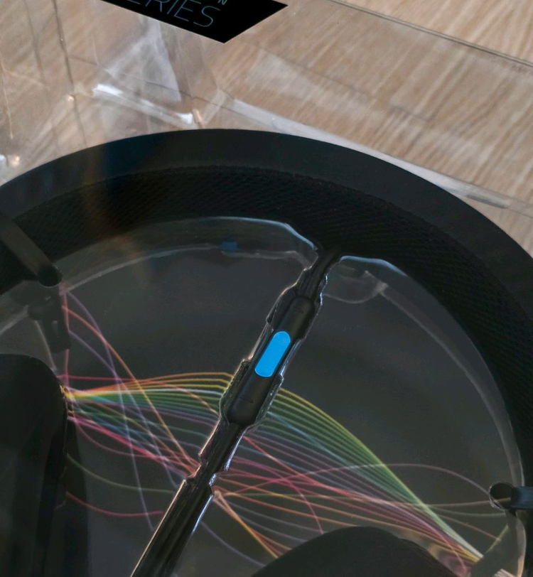 (미개봉) 레이저 크라켄 네온 게이밍 헤드셋--5