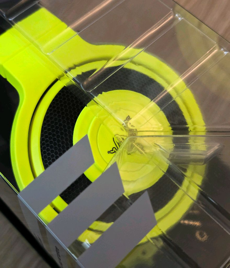 (미개봉) 레이저 크라켄 프로 게이밍 헤드셋--1