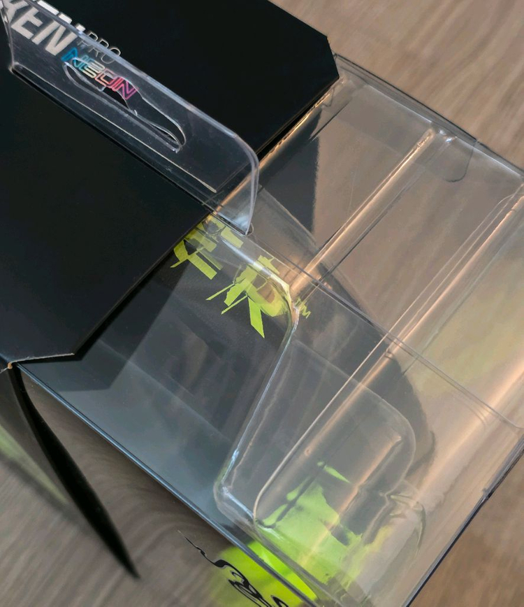 (미개봉) 레이저 크라켄 프로 게이밍 헤드셋--4