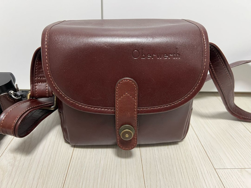 라이카 q2 s급 + 오버베르트 케이스 및 가방 판매합니다 이미지