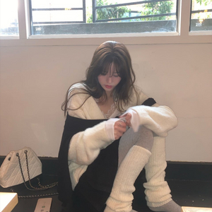 모도마켓 Bunny boucle 레그워머 아이보리