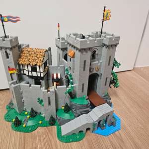 레고 캐슬 10305 사자성 벌크 팝니다
