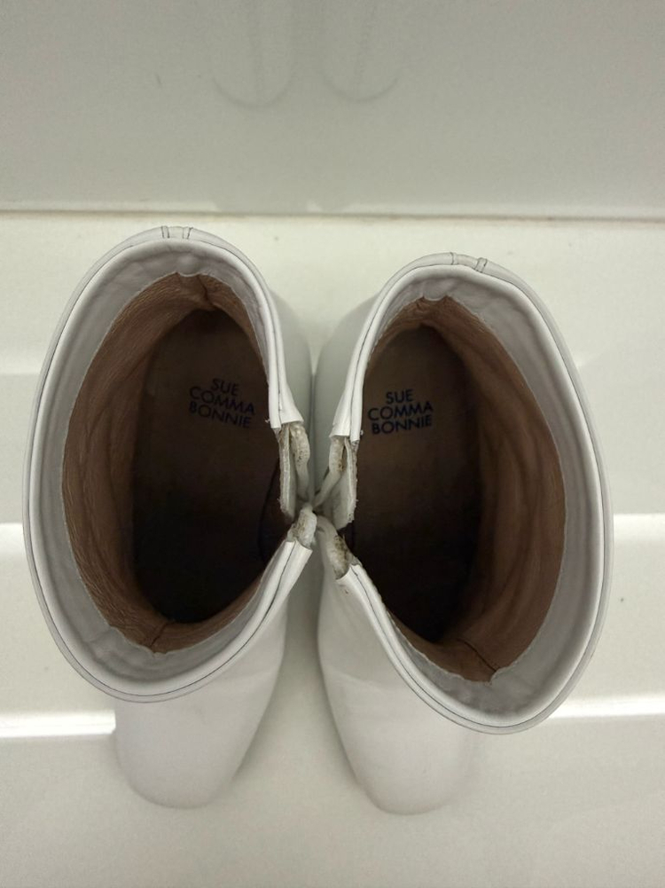 슈콤마보니 - 화이트 앵클부츠 (36사이즈) 이미지