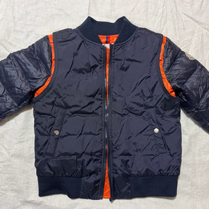 몽클레어 키즈 경량패딩 봄버형 정품 / 지퍼고장 / AS가능 / 7만원 이미지