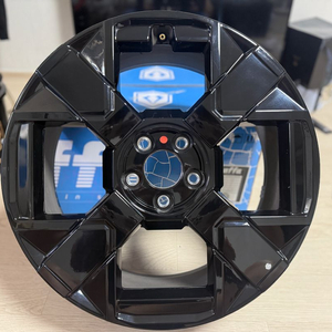 더뉴 스포티지 x라인 휠19인치 4짝 (직거래만 가능)