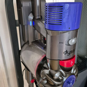 다이슨 무선청소기 v8 천안직거래