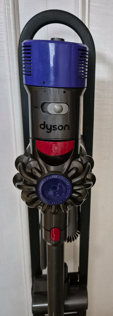 다이슨 무선청소기 v8 천안직거래--1