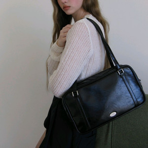 무신사 두마로 져니 레더 숄더백