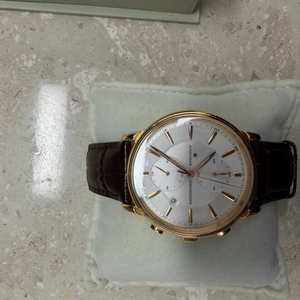 Junghans Chronoscope 쿼츠 크로노그래프 골드 / 정품 박스 보증서