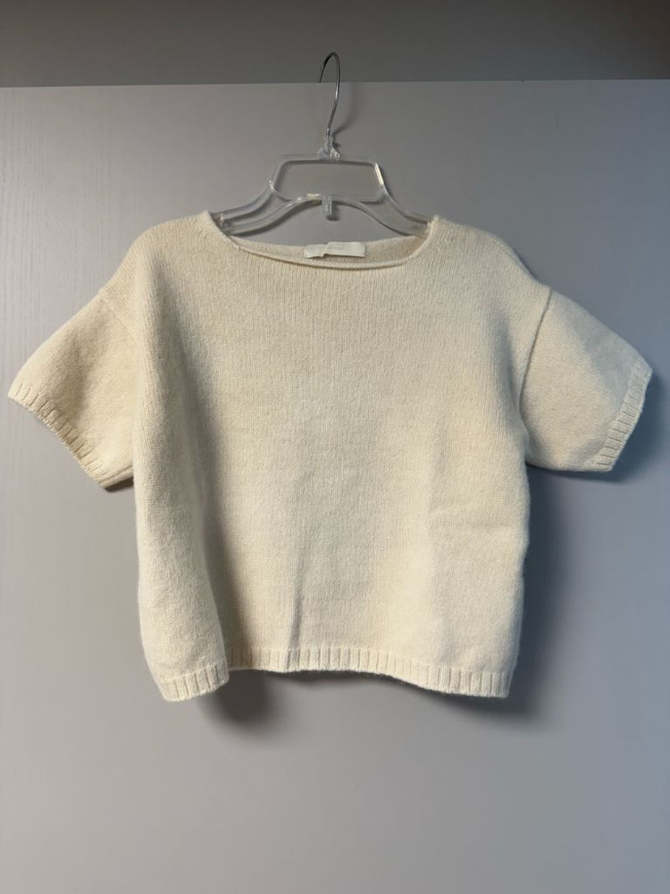 (무료배송) 멜라운지 알파카 크롭 반팔 니트 크림 두번 착용--2