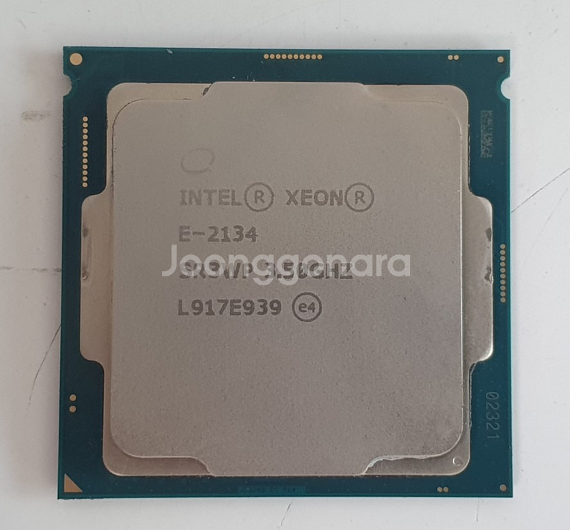 제온 E-2134 시피유 - 4코어/8쓰레드, 1151v2 소켓--0