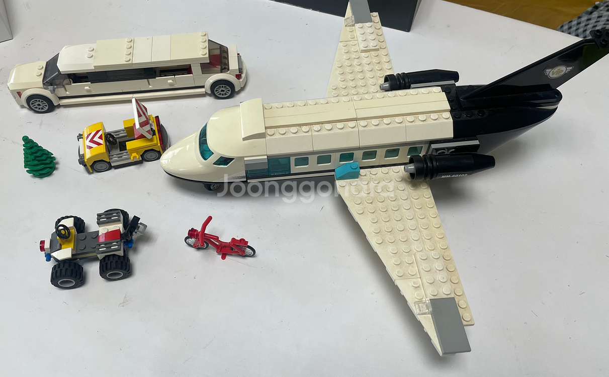 레고시티 개인제트기와 리무진--1