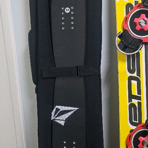 F2 블랙에디션 우드 158 스노우보드 해머데크 판매합니다.