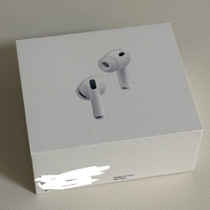 에어팟 프로3 거의 새제품 (개봉 후 하루 사용) + 투명 하드케이스 이미지