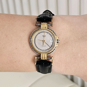 FRED 프레드 쿼츠 여성 가죽 시계 팔찌 여자