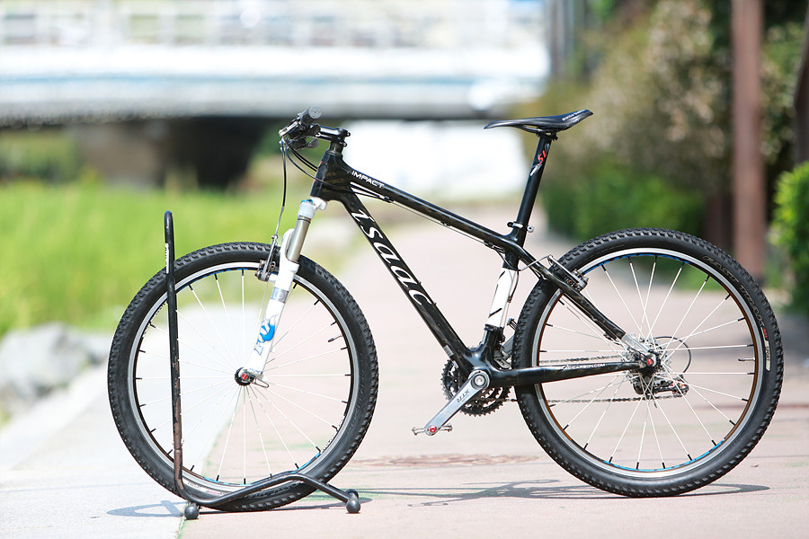 *독일 명차 아이작 임팩트 S 16인치 *9.72kg*26인치--1