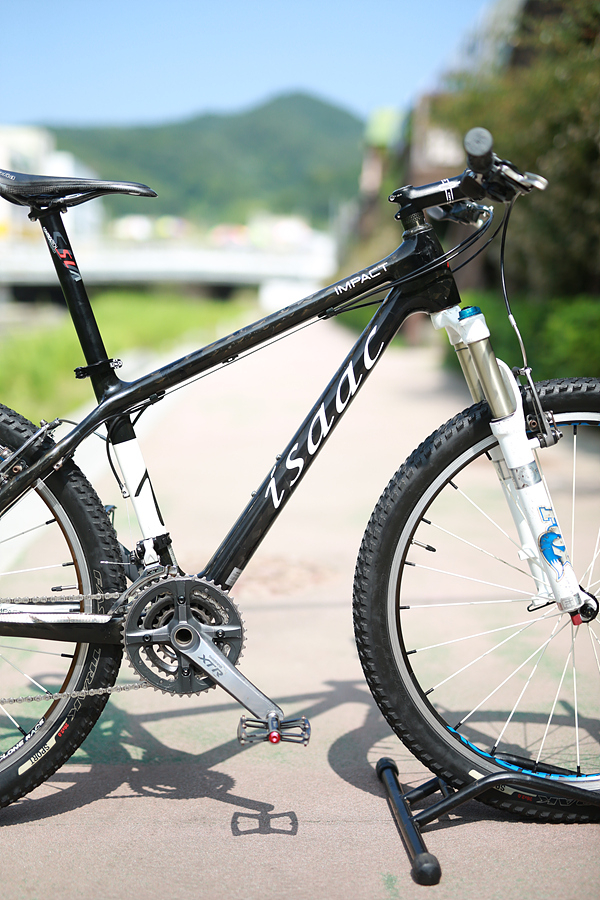 *독일 명차 아이작 임팩트 S 16인치 *9.72kg*26인치--4