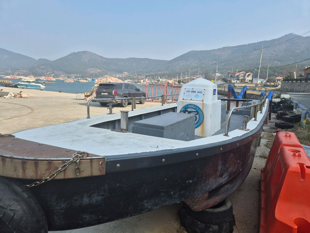 낚시 레져 보트 선체판매 이미지