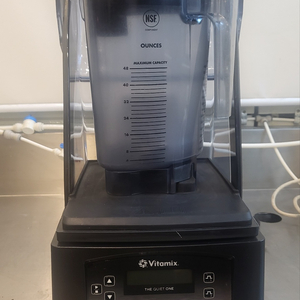 [중고] Vitamix 바이타믹스 콰이어트원 블렌더 업소용 믹서기 고성능 블렌더 23년식