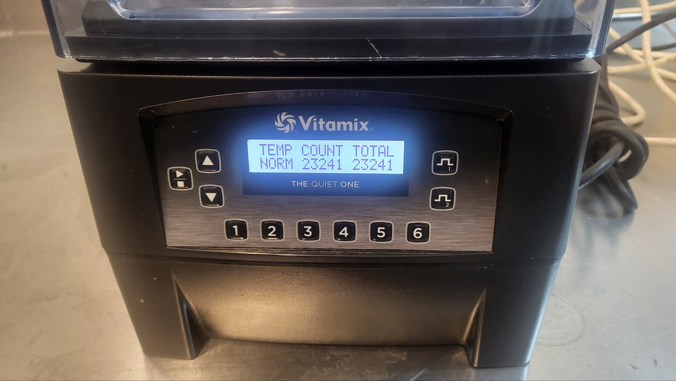 [중고] Vitamix 바이타믹스 콰이어트원 블렌더 업소용 믹서기 고성능 블렌더 23년식--2