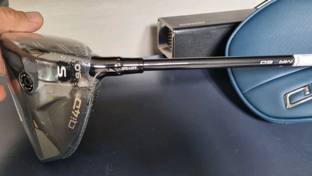 테일러메이드 qi4d 드라이버 미개봉--3