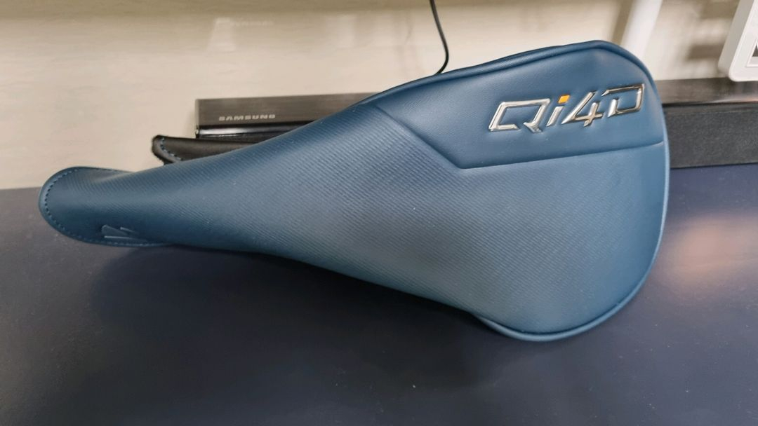 테일러메이드 qi4d 드라이버 미개봉--4