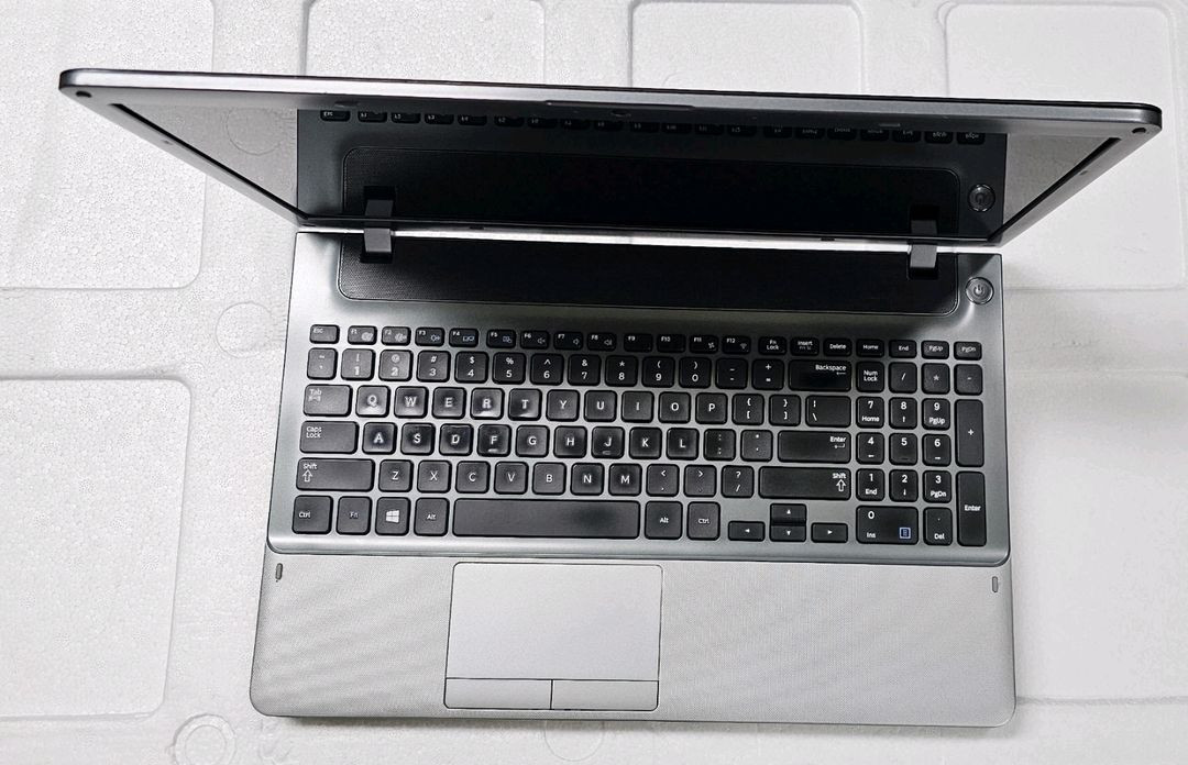 삼성 NP350V5C 노트북 액정 패널--2