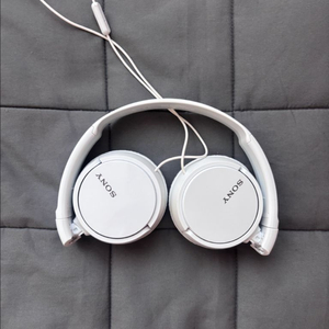 소니 헤드셋 MDR-ZX110