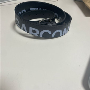 꼼데가르송 로고 벨트