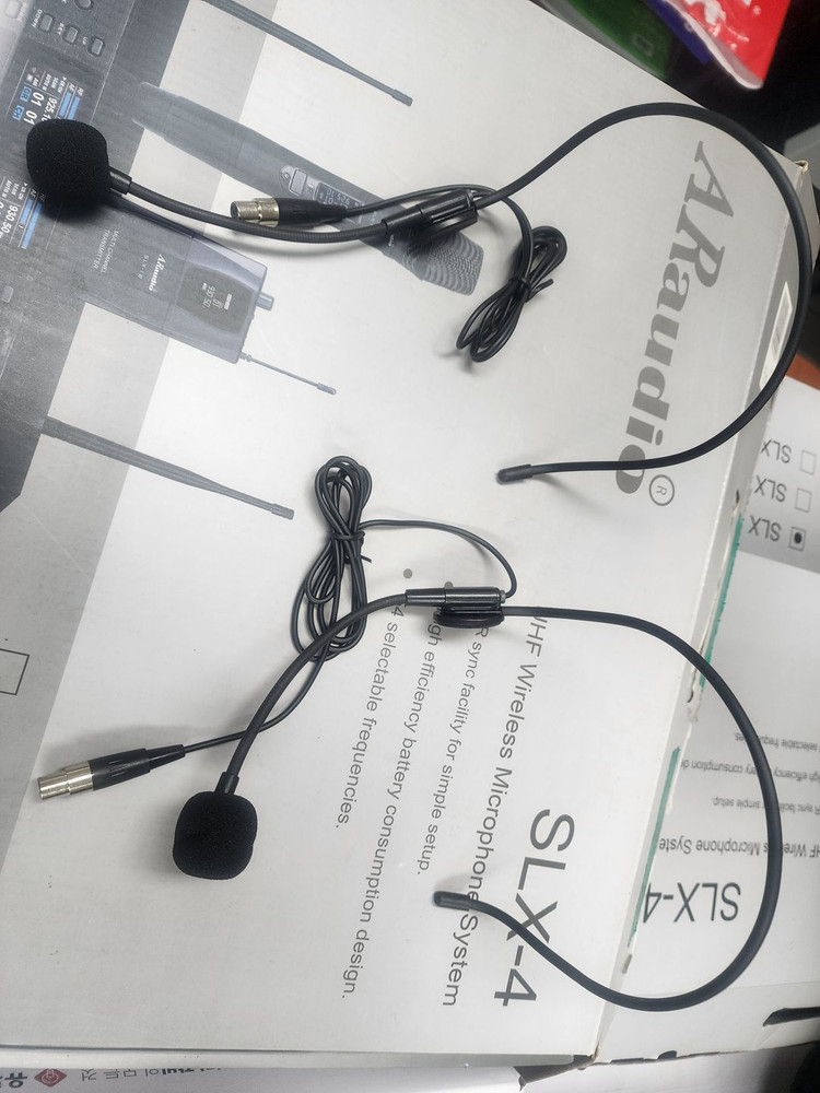 2. 브리츠 BA-HMP60 유선 DJ/모니터 헤드폰 + 이어셋마이크 2개 (미니 XLR 3핀 커넥터)--1