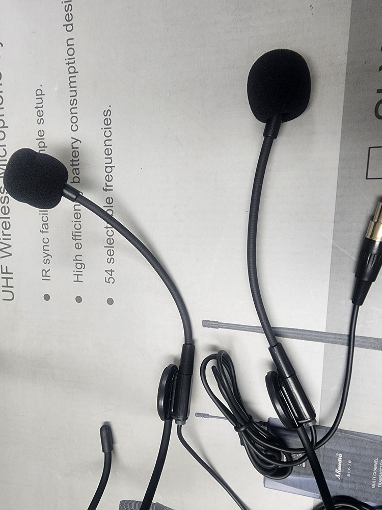 2. 브리츠 BA-HMP60 유선 DJ/모니터 헤드폰 + 이어셋마이크 2개 (미니 XLR 3핀 커넥터)--2