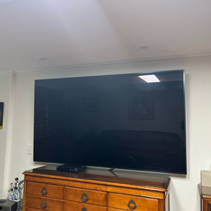 삼성 UHD 85인치 벽걸이 티비