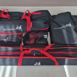 홀리데이 300d 블랙레드띠 타프 풀셋 판매합니다.