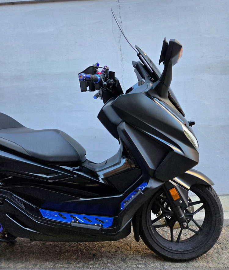 혼다 포르자350 24년식 사용검사완료,블박 2채널--2