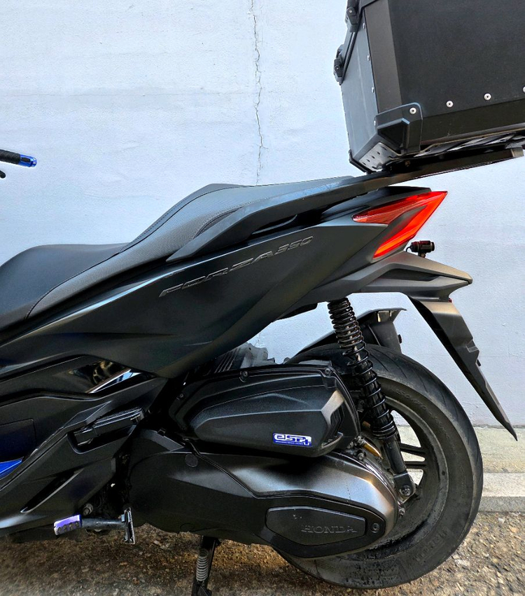 혼다 포르자350 24년식 사용검사완료,블박 2채널--5