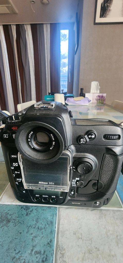 니콘 D2x DSLR 카메라 + 18-35mm 렌즈 세트--2