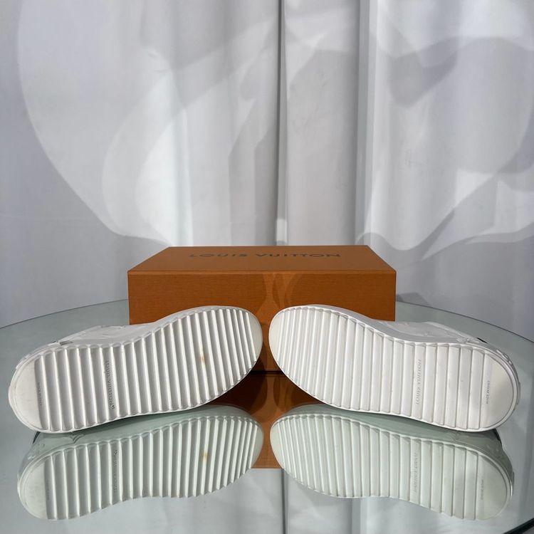 (34)루이비통 모노그램 타임아웃 스니커즈--5