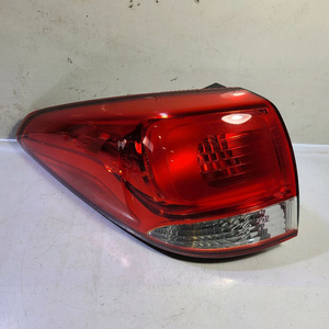 올뉴카렌스 테일램프/데루등/후미등 운전석 (92401-A4) 이미지