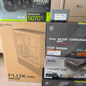7800x3d x870e 5070ti 32gb 본체 팝니다.