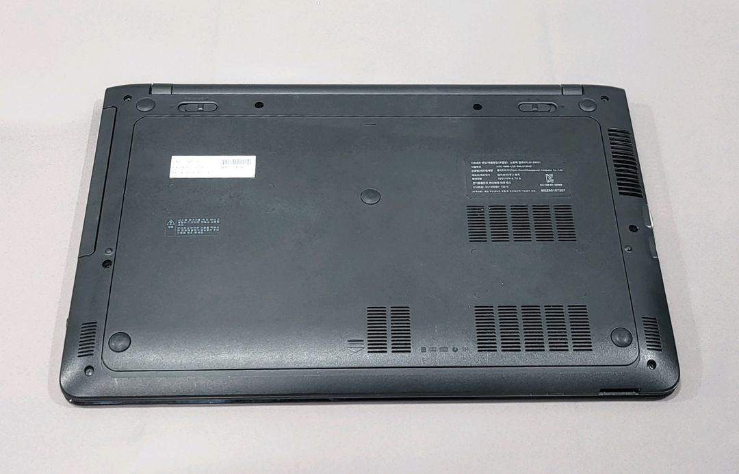 [부품용] LG i5 15.6인치 노트북--2