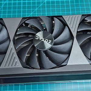 ZOTAC GAMING 지포스 RTX 3080 AMP Holo Black D6X 10GB 팝니다.