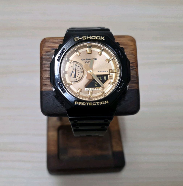 지샥. GA-2100GB-1ADR.--1