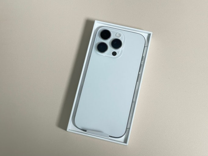 아이폰16프로 128GB--1