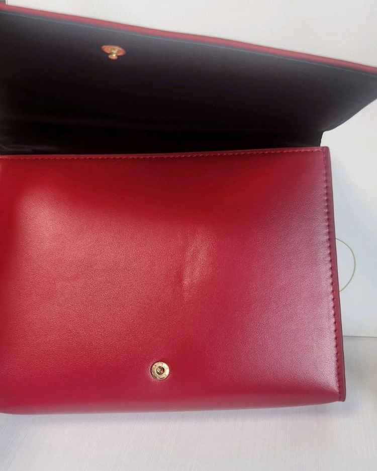 입생로랑 레드 플랫 파우치--2