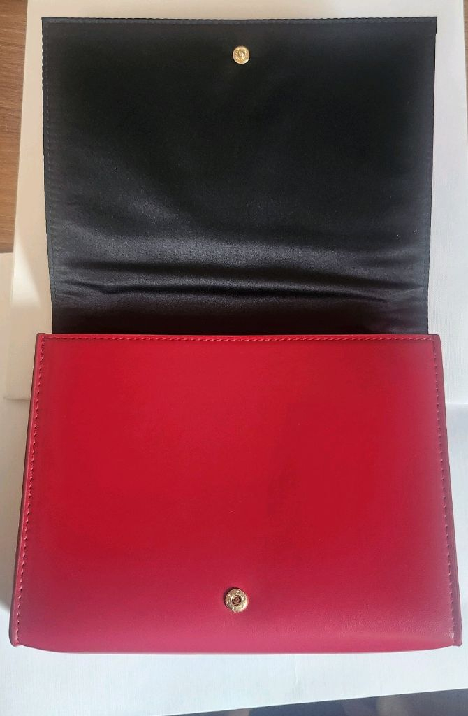 입생로랑 레드 플랫 파우치--3