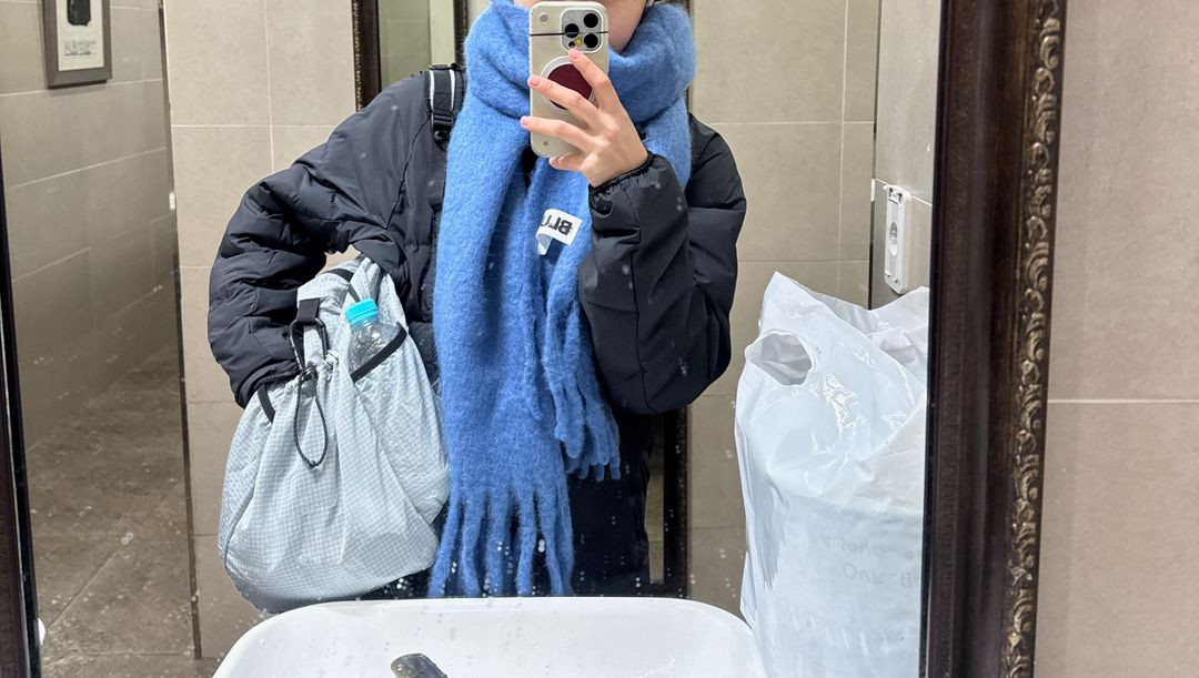 카더가든 블루하트 굿즈 머플러 이미지