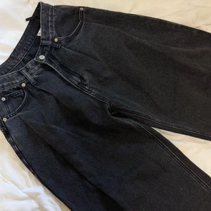 돈비레잇 투턱 와이드데님 흑청 xs