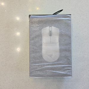 레이저 바이퍼 v3 프로 화이트 미개봉 새상품 마우스 Razer Viper Pro White
