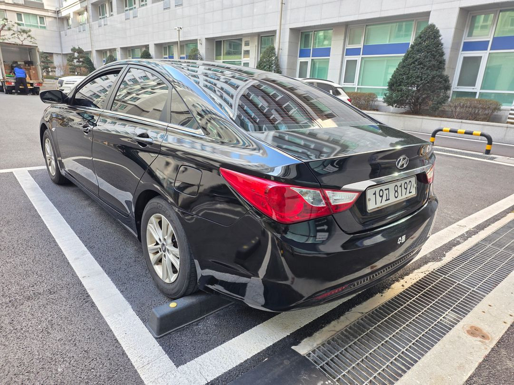 2010 YF소나타 LPi 수동 5단--3